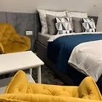 Апарт-отель Hollik Apartmanhaz Балатонфюред