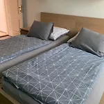 Hollik Apartmanhaz Hotel de apartamente 4*