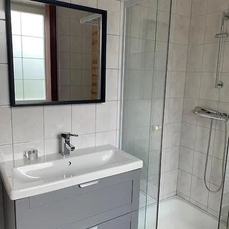 Hollik Apartmanhaz アパートホテル 4*
