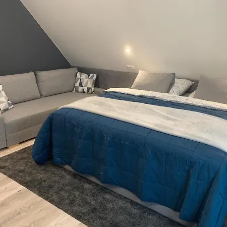 Hollik Aparthotel 4*