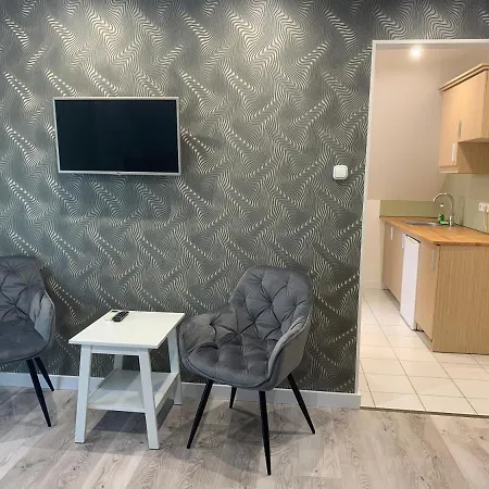 Hollik Apartmanhaz