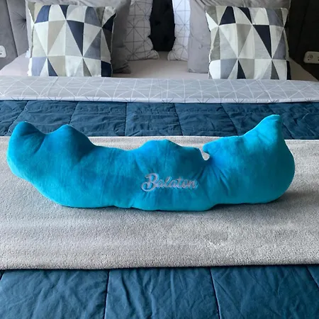 Hollik Apartmanhaz 3*