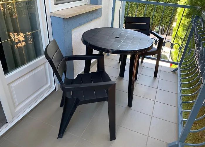 Apart-hotel Hollik Apartmanhaz 4*