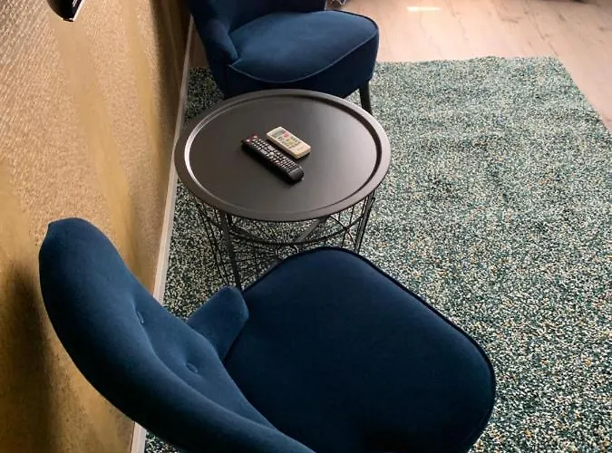 Hollik Apartmanhaz