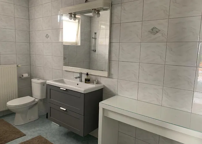 Hollik Apartmanhaz 4* Balatonfured