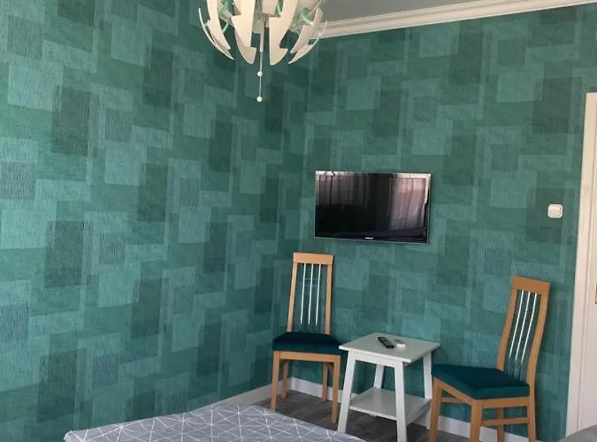 Apart-hotel Hollik Apartmanhaz 4*
